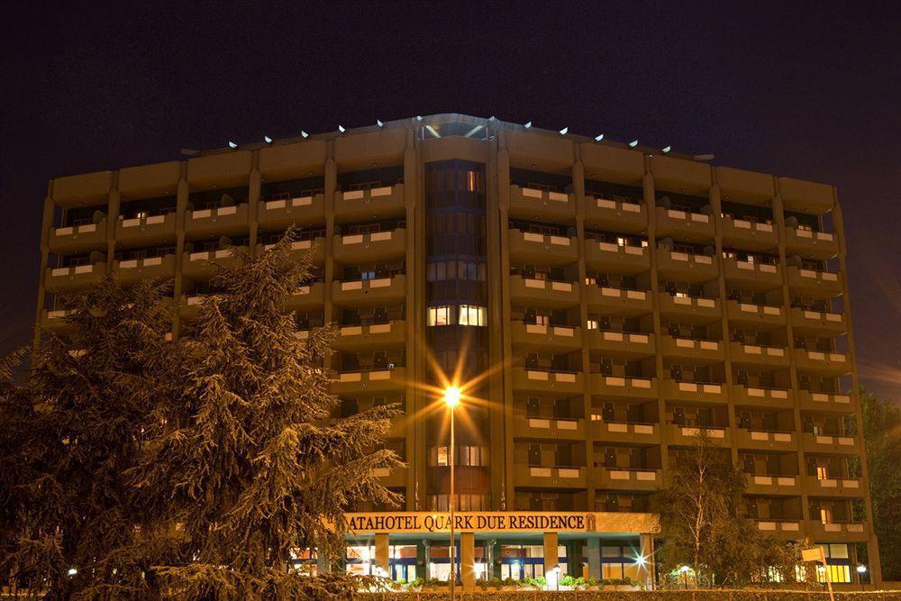 Unaway & Quark Due Aparthotel