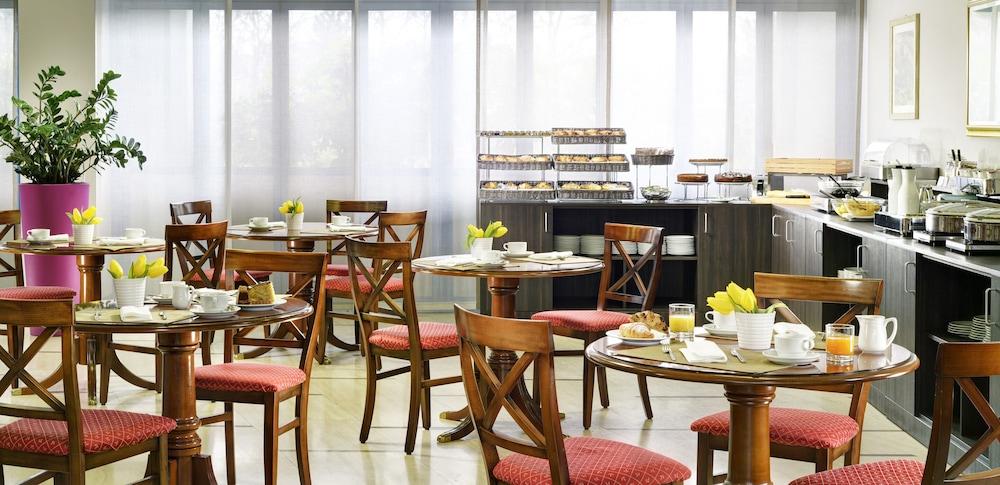 Unaway Hotel&residence Quark Due Apartahotel 4*