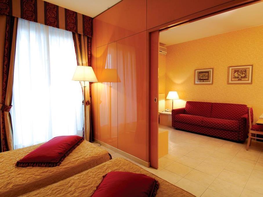Unaway Hotel&residence Quark Due 4*