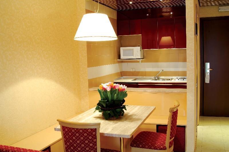 Unaway Hotel&residence Quark Due Apartahotel
